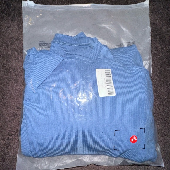 Women's 2 Piece Lounge Set Long Sleeve/Shorts Blue size Small - Picture 5 of 8